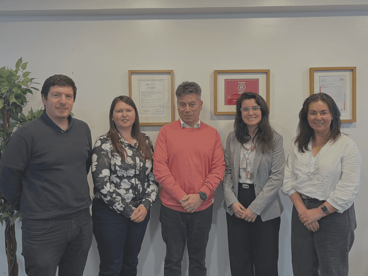 Dictuc recibe a profesionales de la PUCV para fortalecer la transferencia tecnológica y la innovación