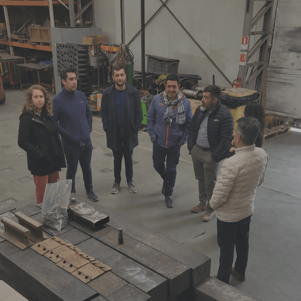 Representantes de Ingeniería UACh visitan Dictuc