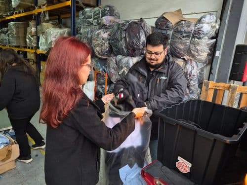 Dictuc cierra campaña de reciclaje de ropa corporativa junto a Ecocitex 