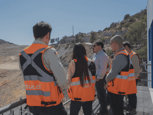 Dictuc realiza visita técnica al Relleno Sanitario Santa Marta en el marco de proyecto para futura norma de emisión de metano
