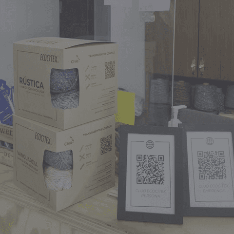 Dictuc recicla ropa corporativa en desuso