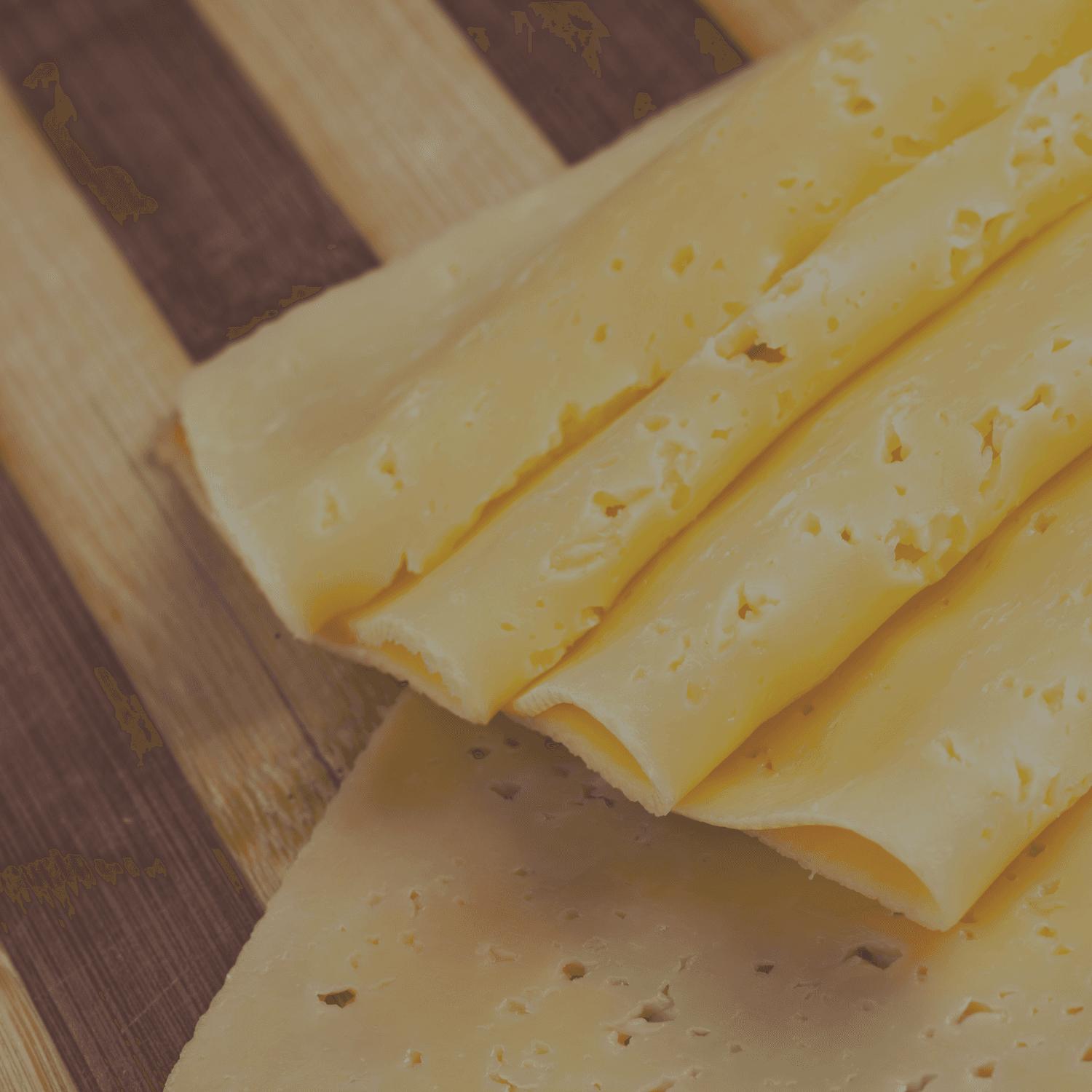 Sobre quesos contaminados con listeria monocytogenes