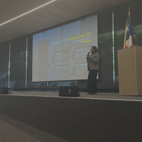 Dictuc representa a Sistema B Chile en clase de Ingeniería Comercial UC