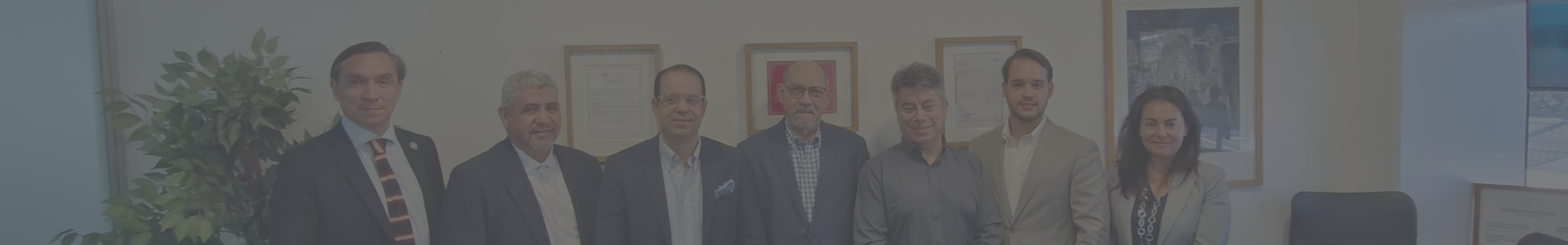 Dictuc recibe visita de delegación dominicana