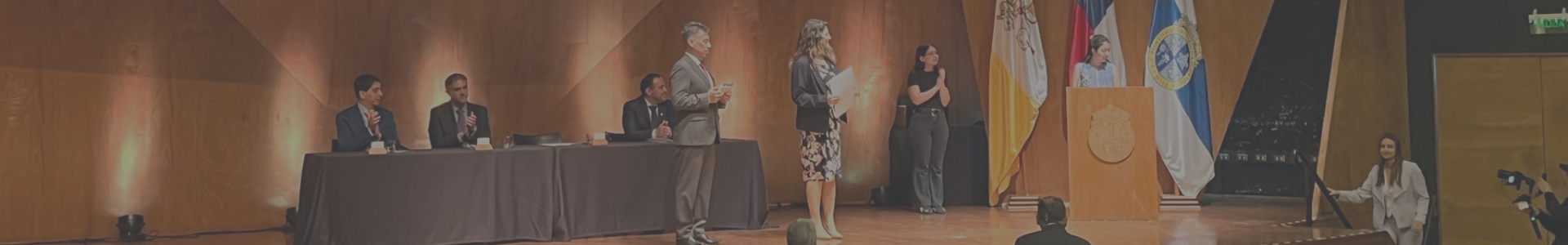 Dictuc entrega premio “Al Desarrollo de Chile” en ceremonia de titulación de Ingeniería UC  