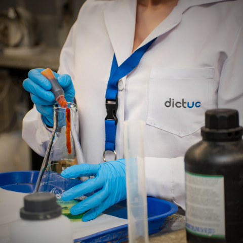 Pequeñas acciones, grandes cambios: Programa de Buenas Prácticas Ambientales en Laboratorios